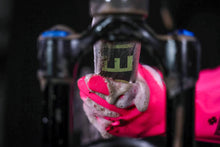 Load image into Gallery viewer, Muc-Off Deep Scrubber Cleaning Gloves - Pink