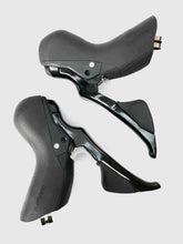 Load image into Gallery viewer, Shimano 105 ST-R7025 Hydraulic Disc Brake STI Levers - 2 x 11 - Flat Mount