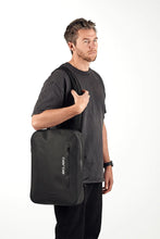 Load image into Gallery viewer, Aeroe QuickLock Urban Backpack 10L - Black
