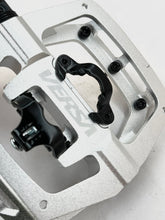 Load image into Gallery viewer, DMR Versa - Clipless MTB Pedals