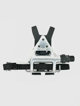 Load image into Gallery viewer, Wellgo LU-961- Road Bike Pedals + Toe Clips &amp; Straps