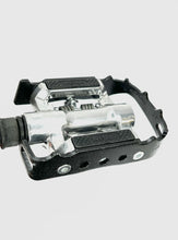 Load image into Gallery viewer, Wellgo C002 - Clipless Mountain / Touring Bike SPD Pedals
