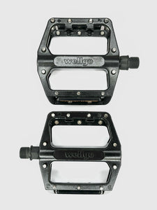 wellgo platform pedals Wellgo B087U - Flat / Platform Mountain Bike Pedals