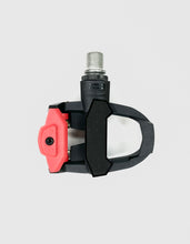 Load image into Gallery viewer, Look KEO Classic 3 - Clipless Pedals + Cleats - Black / Red