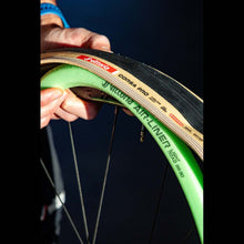 Load image into Gallery viewer, Vittoria Air-Liner Light Road Bike Tubeless Tyre Insert + Valve