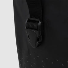 Load image into Gallery viewer, Oxford Aqua V 20 Extreme Visibility Single QR Pannier Bag | High on Bikes