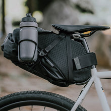 Load image into Gallery viewer, Topeak Backloader Wishbone Seat Mount - Black