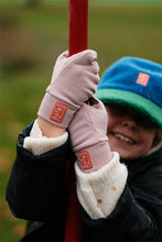 Load image into Gallery viewer, Sealskinz Bedon Kid's Water Repellent Nanosealz Gloves | High on Bikes