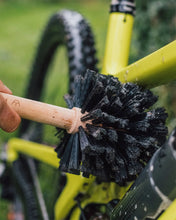 Load image into Gallery viewer, Peaty&#39;s Bicycle Brush Set