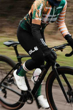 Load image into Gallery viewer, SealSkinz Billockby Waterproof All Weather Mid Length Lightweight Cycling Socks