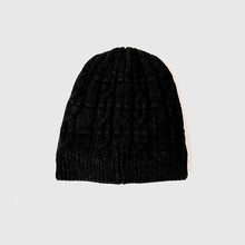 Load image into Gallery viewer, SealSkinz Blakeney Waterproof Cold Weather Cable Knit Beanie