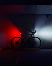 Load image into Gallery viewer, Knog Blinder V Rear Light - Traffic