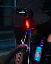 Load image into Gallery viewer, Knog Blinder V Rear Light - Traffic