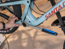 Load image into Gallery viewer, BBB BracketGrip Bottom Bracket Tool for Sram DUB - 46mm 12 notch BTL-193