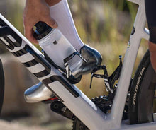 Load image into Gallery viewer, Elite Custom Race X Water Bottle Cage
