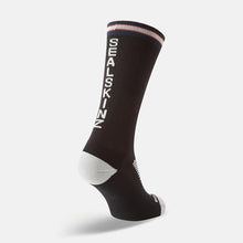 Load image into Gallery viewer, SealSkinz Caister Single Layer Mid Length Cycling Socks