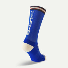Load image into Gallery viewer, SealSkinz Caister Single Layer Mid Length Cycling Socks
