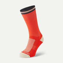 Load image into Gallery viewer, SealSkinz Caister Single Layer Mid Length Cycling Socks