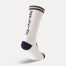 Load image into Gallery viewer, SealSkinz Caister Single Layer Mid Length Cycling Socks