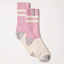 Load image into Gallery viewer, SealSkinz Cawston Womens Bamboo Mid Length Colour Blocked Socks