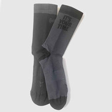 Load image into Gallery viewer, Cuore Sports Cycling Socks