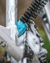 Load image into Gallery viewer, Peaty&#39;s Bicycle Detailer Brush