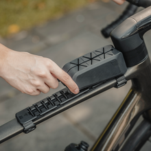 Load image into Gallery viewer, Topeak Fastfuel Tri Station Top Tube Bag
