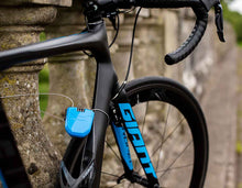 Load image into Gallery viewer, Hiplok FX Wearable Retractable Combination Bike Lock