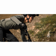 Load image into Gallery viewer, Ergon GMA FAT Mountain Bike Single Lock-on Grips | High on Bikes