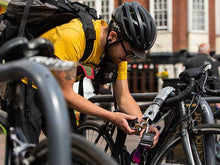 Load image into Gallery viewer, Hiplok GOLD Wearable Chain Bike Lock