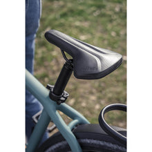 Load image into Gallery viewer, Selle Italia GT-1 Commuter Saddle - L2 Black | High on Bikes