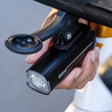 Load image into Gallery viewer, Ravemen K450 USB Rechargeable Nighttime LED Front Bike Light