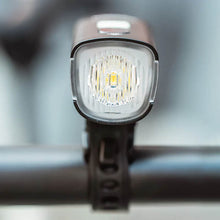 Load image into Gallery viewer, Ravemen K450 USB Rechargeable Nighttime LED Front Bike Light