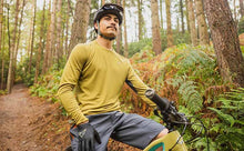 Load image into Gallery viewer, Altura Kielder Lightweight Long Sleeve Jersey