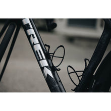 Load image into Gallery viewer, Elite Leggero Carbon Water Bottle Cage | Ultra Lightweight