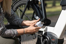 Load image into Gallery viewer, Hiplok LITE Wearable Chain Bike Lock
