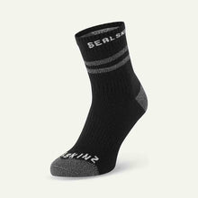 Load image into Gallery viewer, SealSkinz Mautby AquaSealz Waterproof Warm Weather Ankle Length Sock Hydrostop