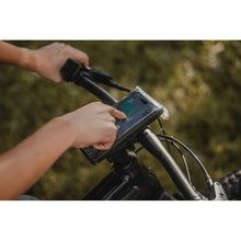 Load image into Gallery viewer, Topeak Phone DryBag Handlebar Phone Mount 