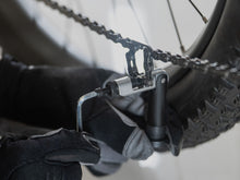 Load image into Gallery viewer, Topeak Plug n Chain Tool 13s Chain Tool