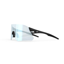 Load image into Gallery viewer, Tifosi Rail - Clarion Fototec Lens Sunglasses