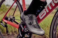 Load image into Gallery viewer, Shimano RC7 (RC702) SPD-SL Road Shoes