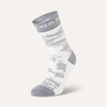 Load image into Gallery viewer, SealSkinz Reepham Womens Mid Length Jacquard Active Socks