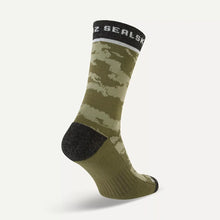 Load image into Gallery viewer, SealSkinz Reepham Mid Length Jacquard Active Socks