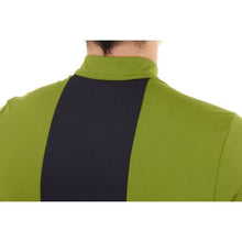 Load image into Gallery viewer, Madison Roam Men's Short Sleeve Jersey | High on Bikes