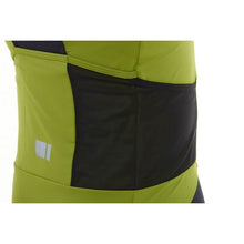 Load image into Gallery viewer, Madison Roam Men's Short Sleeve Jersey | High on Bikes
