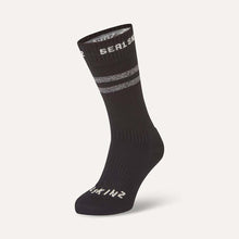 Load image into Gallery viewer, SealSkinz Runton Waterproof Cold Weather Mid Length Socks Hydrostop