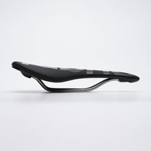 Load image into Gallery viewer, Fabric Scoop Elite Flat CrMo Saddle | High on Bikes