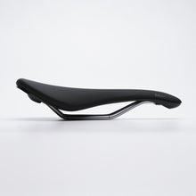 Load image into Gallery viewer, Fabric Scoop Elite Shallow CrMo Saddle | High on Bikes