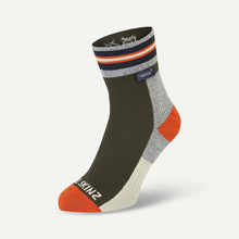 Load image into Gallery viewer, SealSkinz Surlingham A Waterproof All Weather Ankle Length Striped Cuff Socks