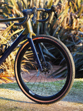 Load image into Gallery viewer, Vittoria Terreno T70 TLR Gravel Tyre - Coarse/Loose Endurance